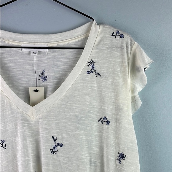 coco + jaimeson Floral Cream Top Size XL - Picture 2 of 9